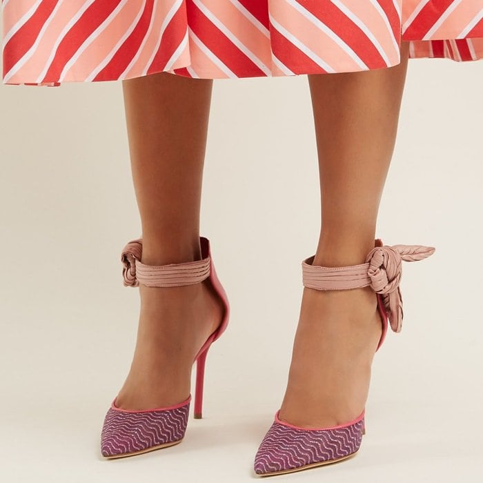 These pink pumps feature metallic waves across the pointed toes