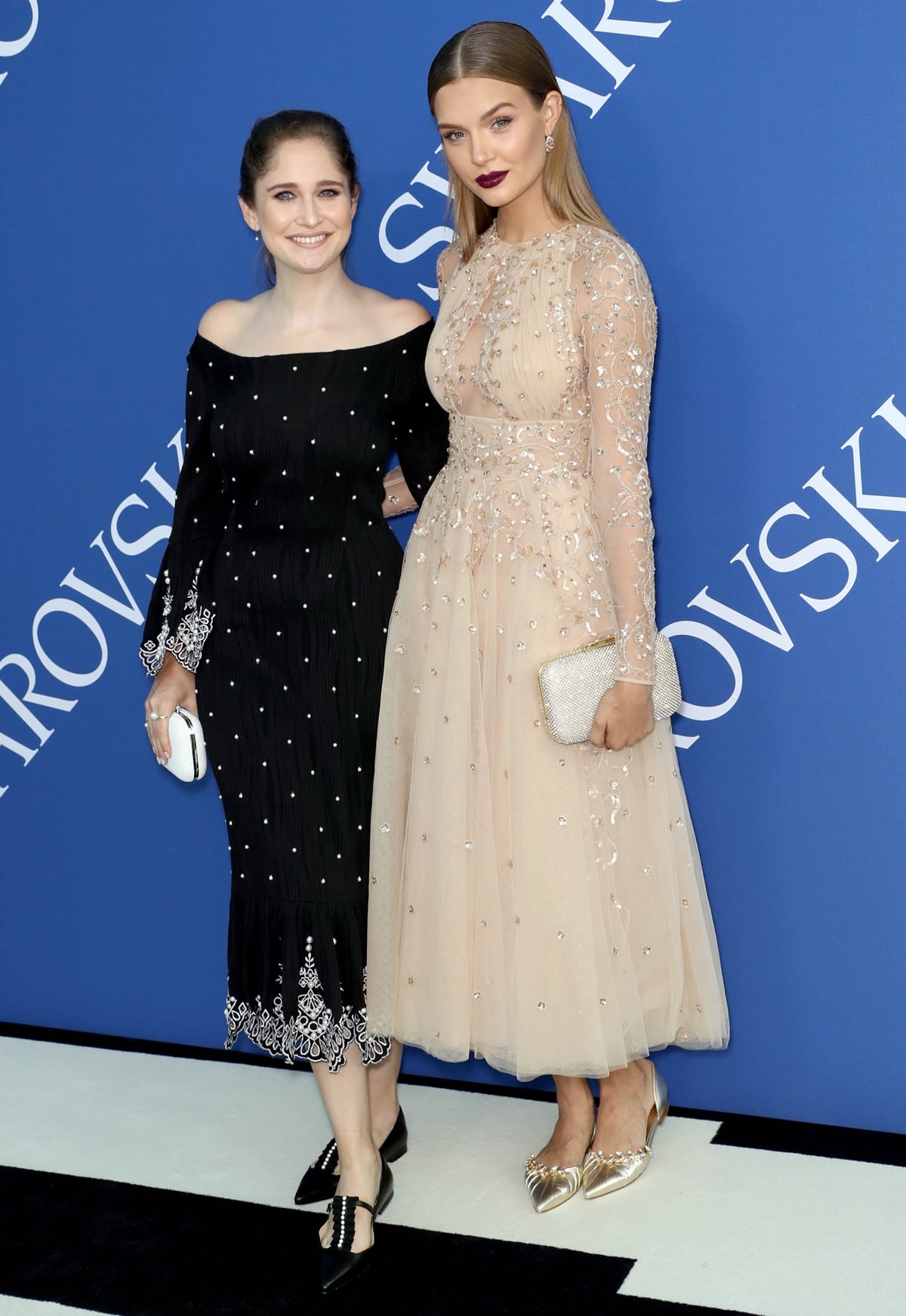 At the 2018 CFDA Fashion Awards held at the Brooklyn Museum on June 4, 2018, in New York City, Sarah Flint appeared notably petite beside the towering figure of Josephine Skriver, who stands at a height of 5 feet 10 inches (177.8 cm)