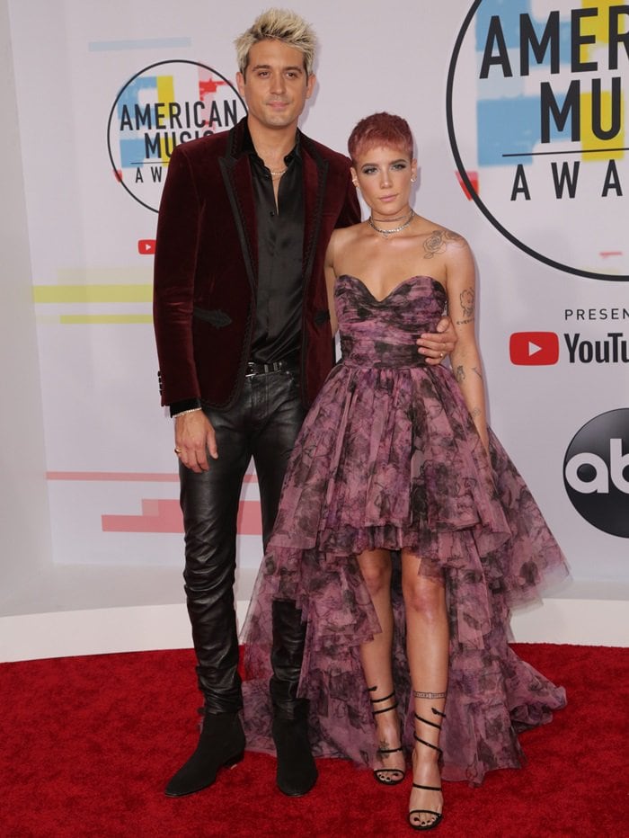 Halsey and G-Eazy made a stylish couple on the red carpet together at the 2018 American Music Awards at the Microsoft Theater in Los Angeles on October 9, 2018