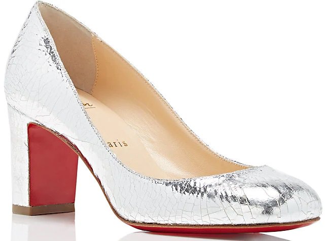 These silver craquelé leather pumps are styled with a rounded square toe and thick heel