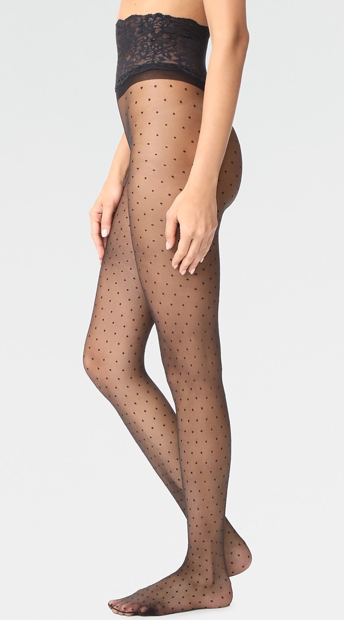 These sheer polka-dot Commando tights are fashioned with a sexy, smooth-fitting lace waistband.