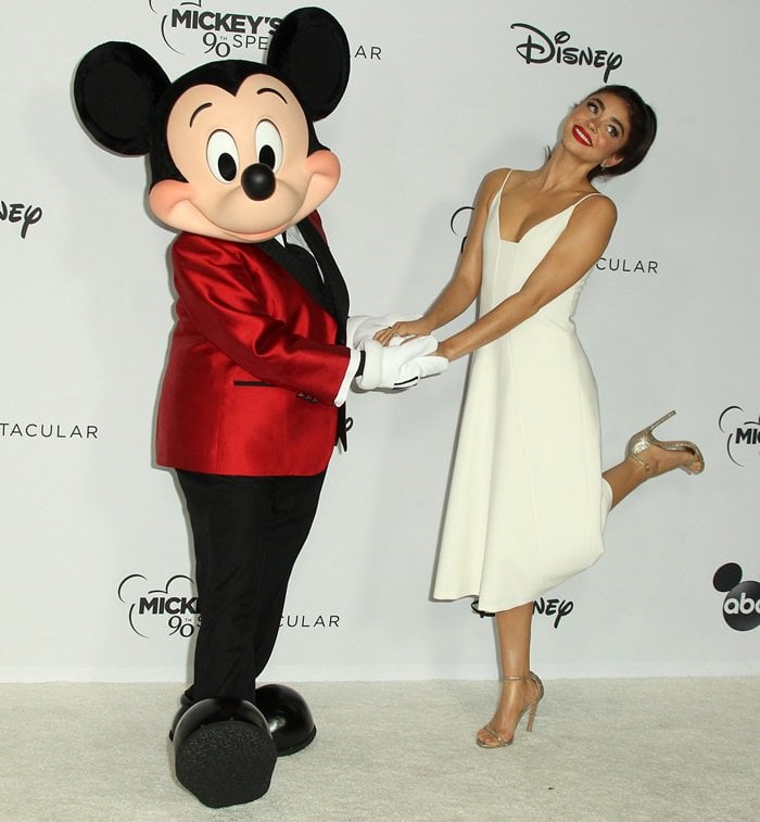 Sarah Hyland flaunts her hot legs at Mickey’s 90th Spectacular celebration