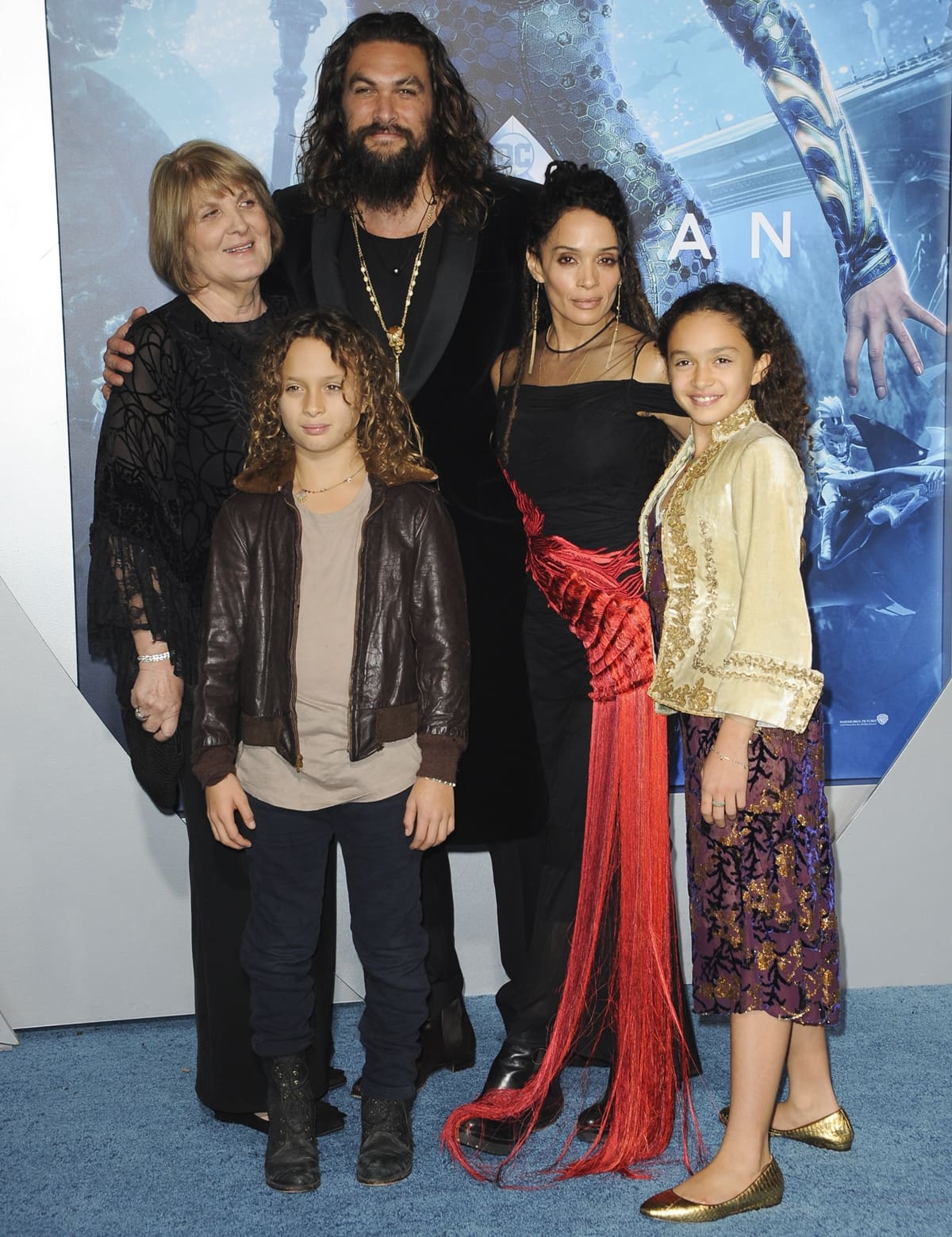 Jason Momoa with his mom Coni Momoa, his son Nakoa-Wolf Manakauapo Namakaeha Momoa, his wife Lisa Bonet, and his daughter Lola Iolani Momoa