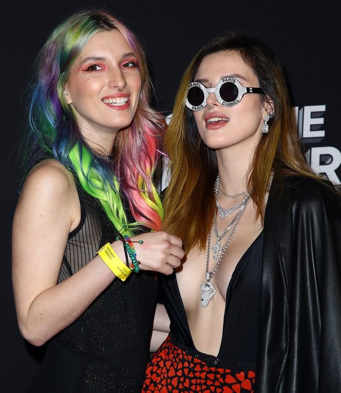 Bella Thorne and Dani Thorne wearing nose piercings