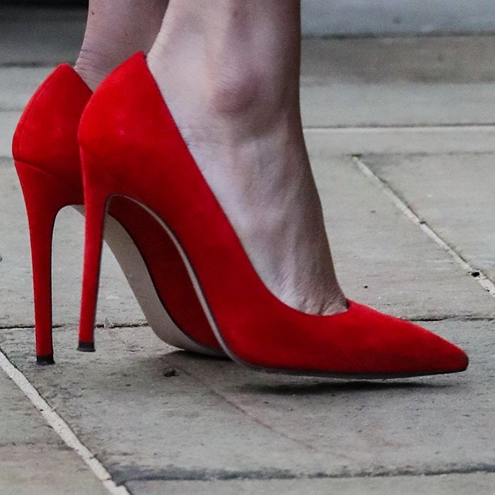 Meghan Markle's feet in sexy red pumps by Stuart Weitzman