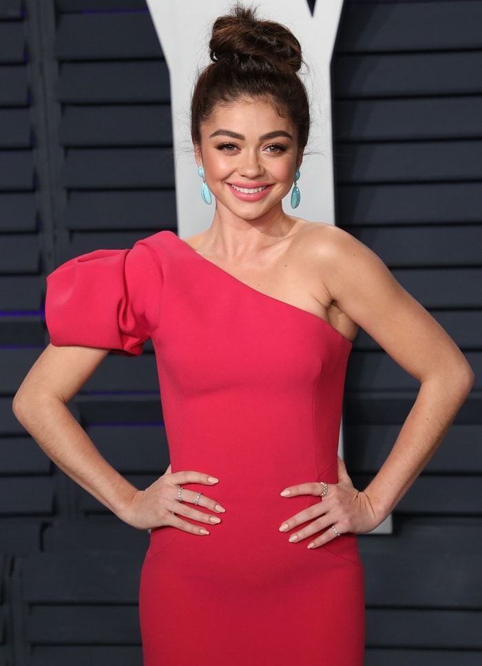 Sarah Hyland wore two pairs of Spanx to hide the bulge left behind from a kidney transplant