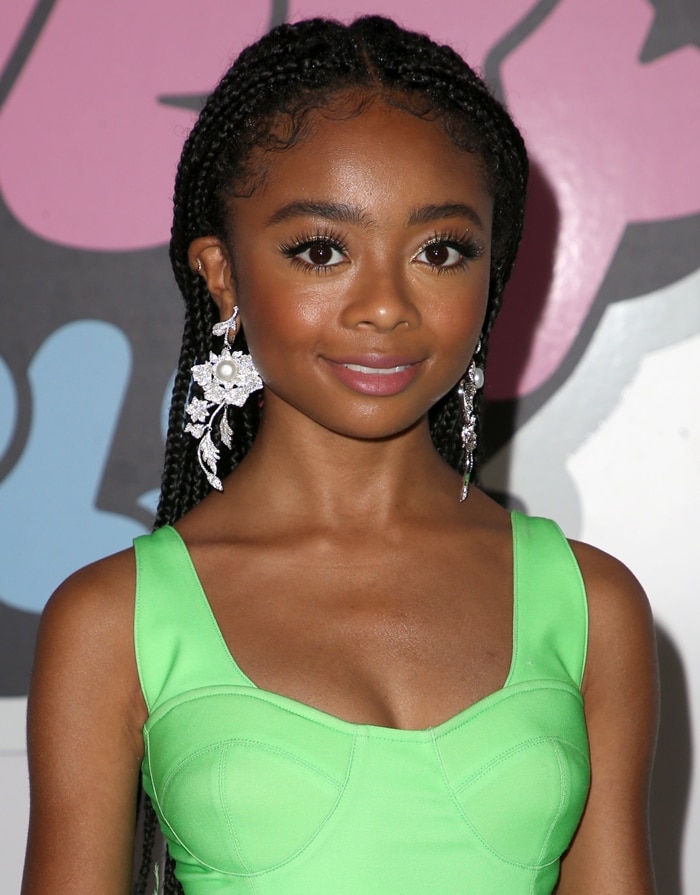 Skai Jackson's asymmetric silver Angeliques earrings by APM Monaco