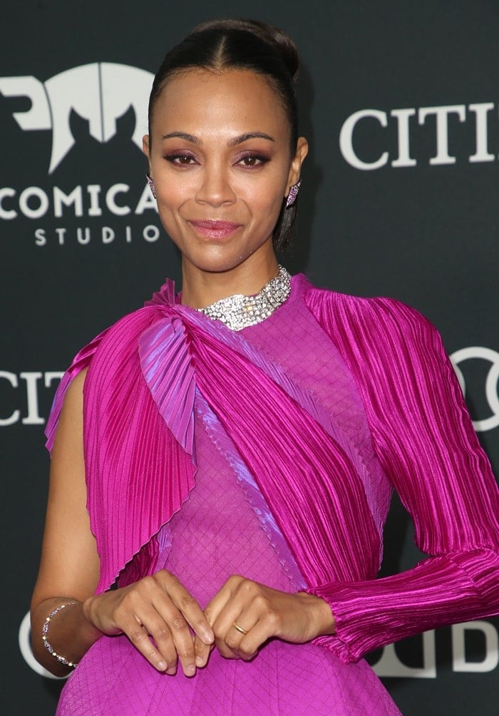 Zoe Saldana in a magenta Givenchy Spring 2019 Haute Couture one-sleeve dress