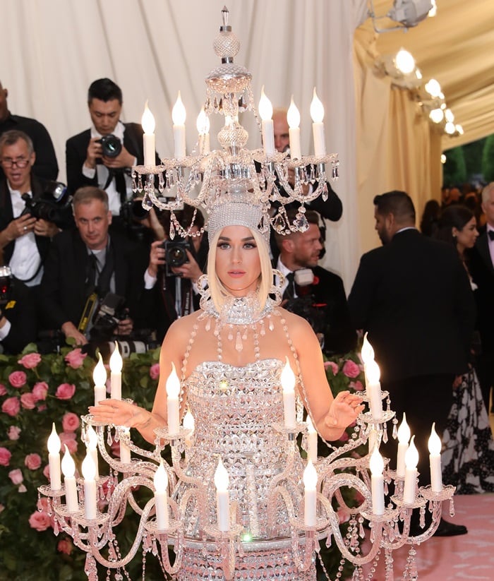 Katy Perry's dress features Swarovski crystals and actual chandelier pieces