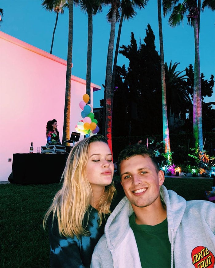 Ava Phillippe with dad Ryan Phillippe lookalike boyfriend