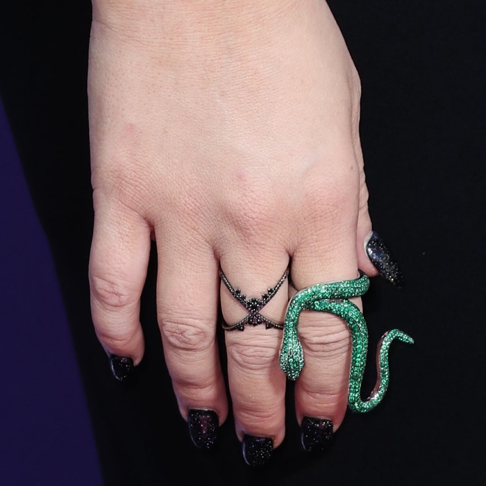 Christina Aguilera's green snake ring and black nails