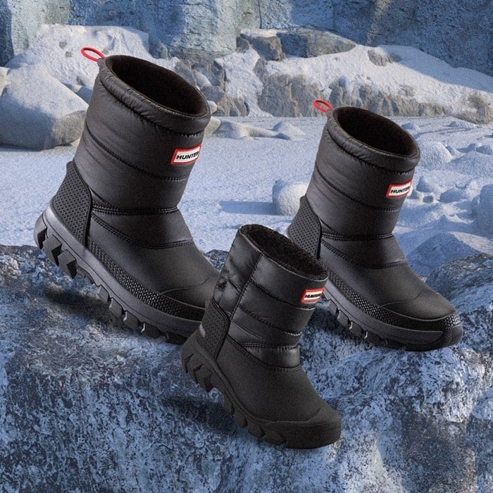 Hunter’s insulated and water-resistance snow boots are engineered to withstand extreme temperatures