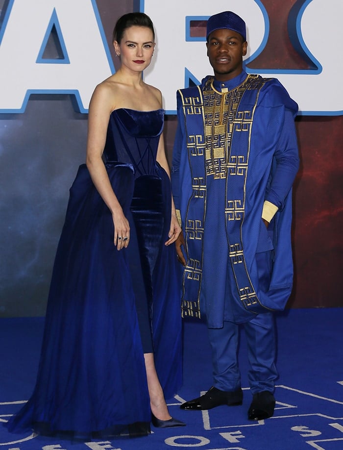 Daisy Ridley and John Boyega pose together at the London premiere of Star Wars: The Rise of Skywalker on December 18, 2019