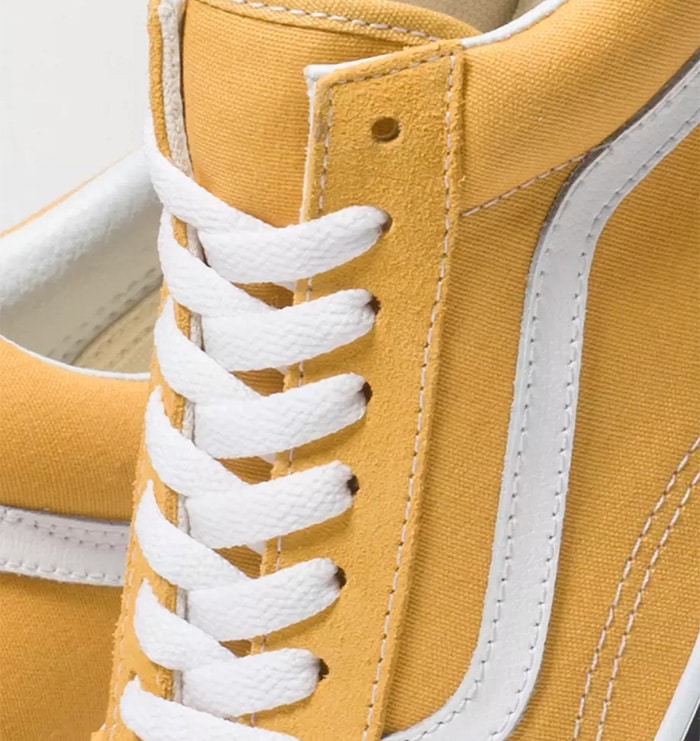 Vans Old Skool has raw eyelets