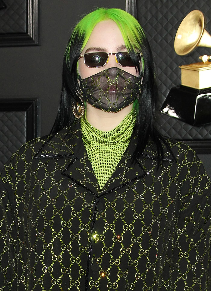 Mystery in style: Billie Eilish behind a crystal-embellished Gucci mask and sunglasses