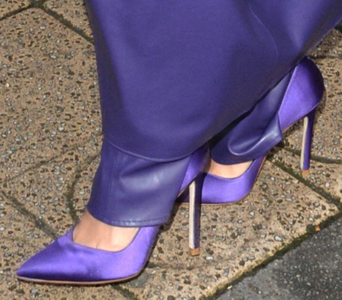 Hailey Bieber completes her head-to-toe purple with Stuart Weitzman pumps