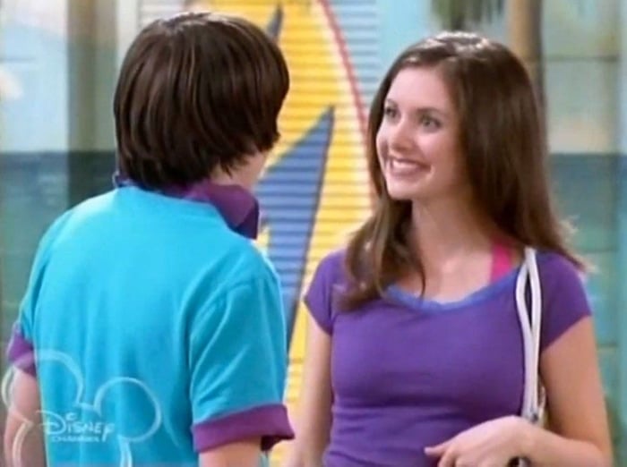 One of Alison Brie's first television roles was as Nina, a novice hairdresser, on Hannah Montana