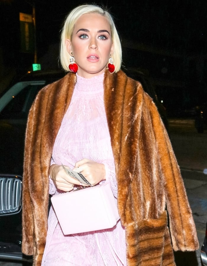 Katy Perry toting a light pink leather Grace Small Box tote bag from Mark Cross