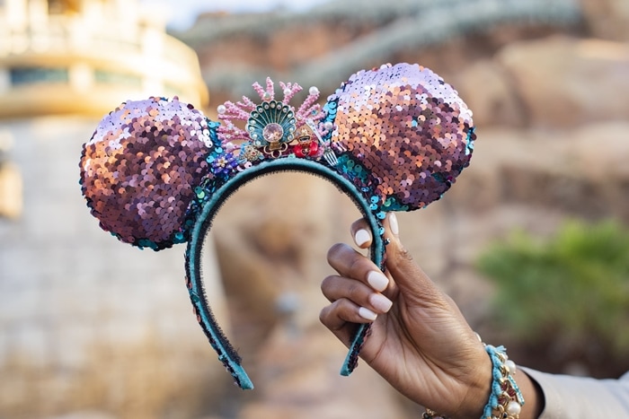 Reversible sequin Minnie Mouse Ears