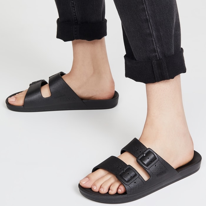 Sandal Trends 2020: Freedom Moses Slides You'll See This Summer