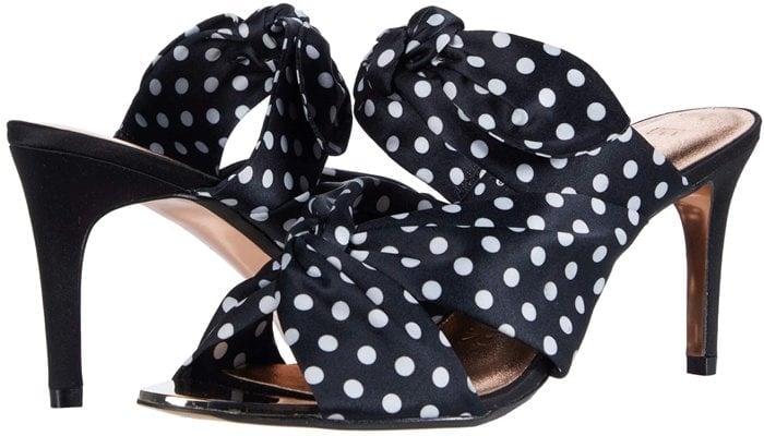 These Seranad stiletto sandals are crafted with a fabric upper, and feature a vintage-inspired polka dot print and knotting details for an enhanced look
