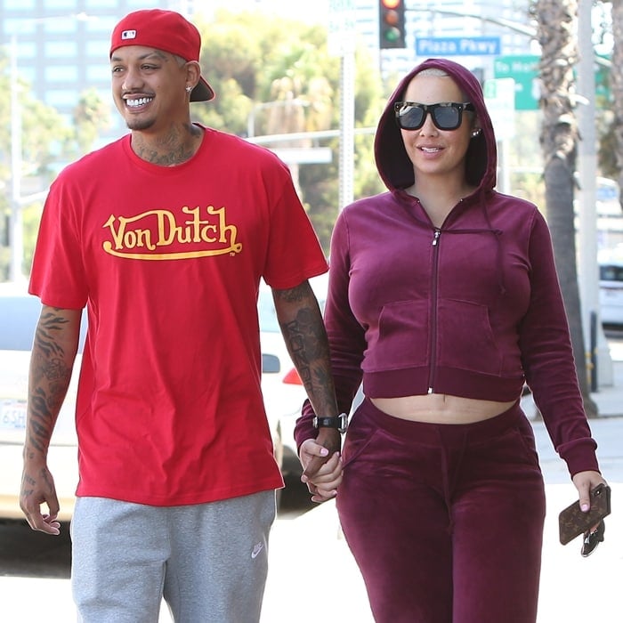 Amber Rose S Height Mother Dorothy Ethnicity Feet And Shoes