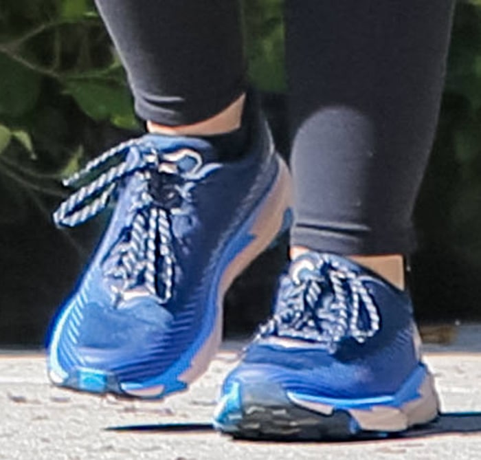 Katherine Schwarzenegger finishes her athleisure outfit with Hoka One One shoes