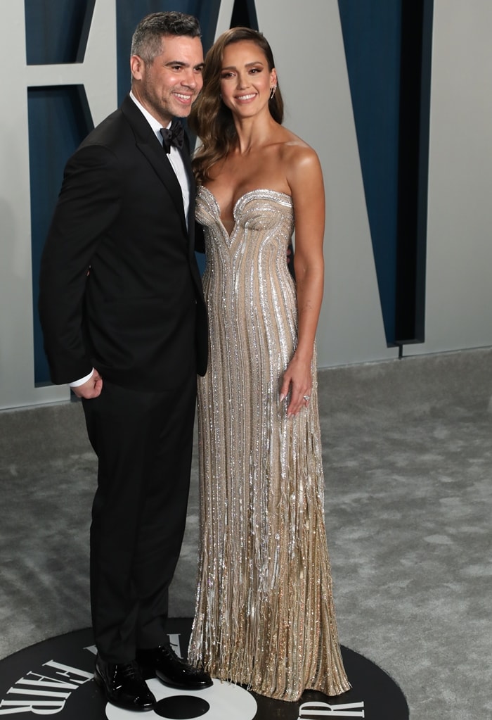 Cash Warren and Jessica Alba attend the 2020 Vanity Fair Oscar Party