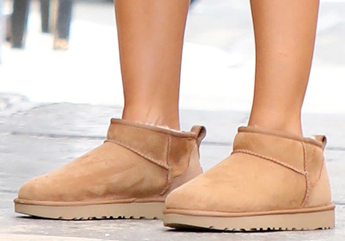 Emily Ratajkowski teams her athleisure lounge look with UGG boots