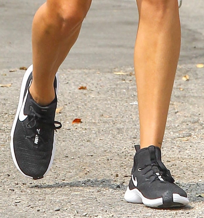 Hailey Bieber completes her athleisure look with Nike TR8 shoes