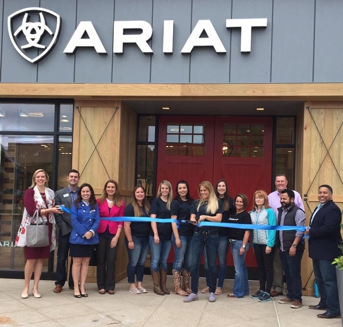 In April 2017, Ariat opened a retail store in The Summit at Fritz Farm, a shopping mall in Lexington, Kentucky