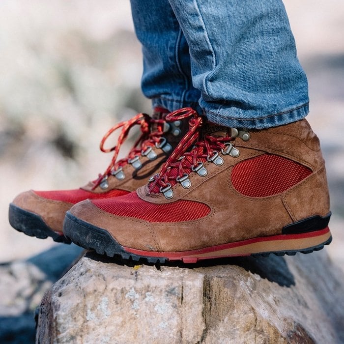 Offering superior traction and lightweight durability for easy transitions from urban walks to trail hikes, Danner's Jag shoes debuted in the '80s as a lightweight alternative to heavy-duty hiking boots