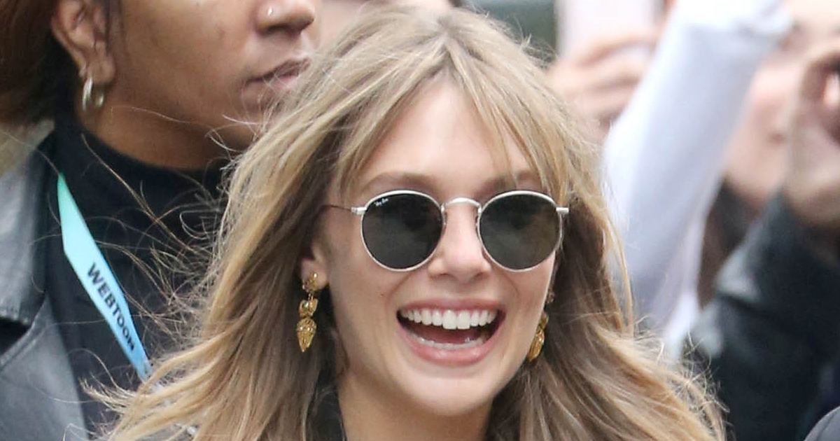 Elizabeth Olsen S Net Worth Height Sexy Feet And Legs