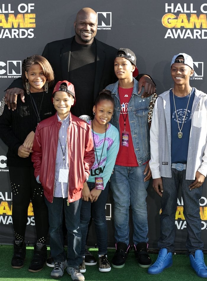 Taahirah O'Neal, host Shaquille O'Neal, Shareef O'Neal, Shaqir O'Neal, Me'arah O'Neal, and Myles O'Neal attend the Third Annual Hall of Game Awards