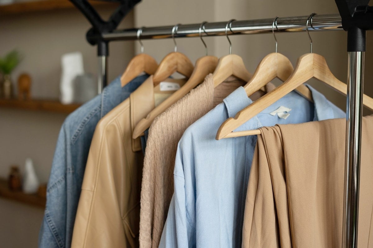 Beige and light blue are two common colors seen in capsule wardrobes
