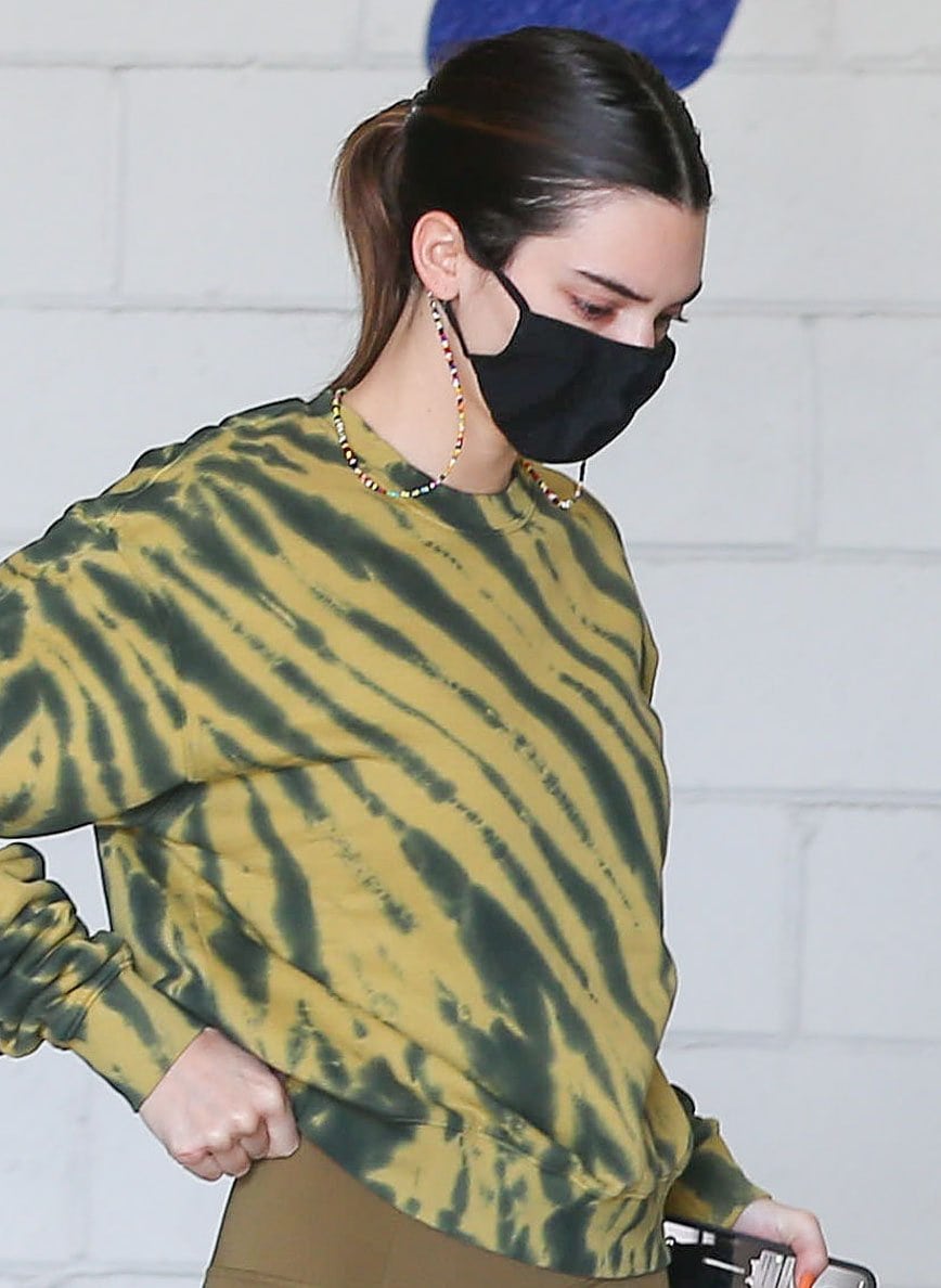 Bare-faced Kendall Jenner stays safe with a Skims face mask