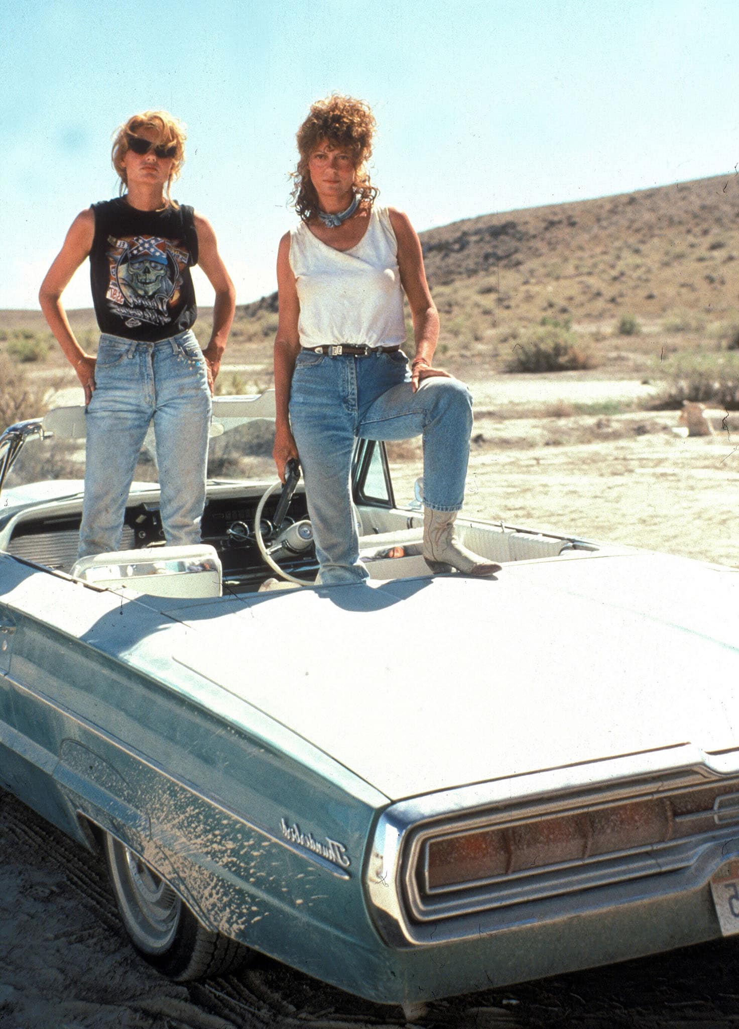 Geena Davis and Susan Sarandon as Thelma & Louise in their 1966 Ford Thunderbird