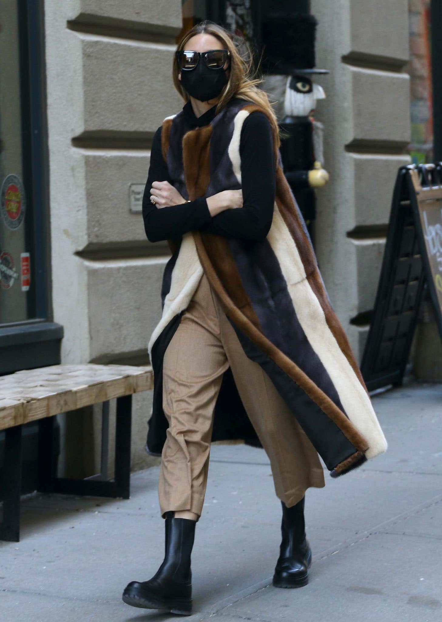 Olivia Palermo walking around her DUMBO neighborhood in Brooklyn, New York on March 3, 2021