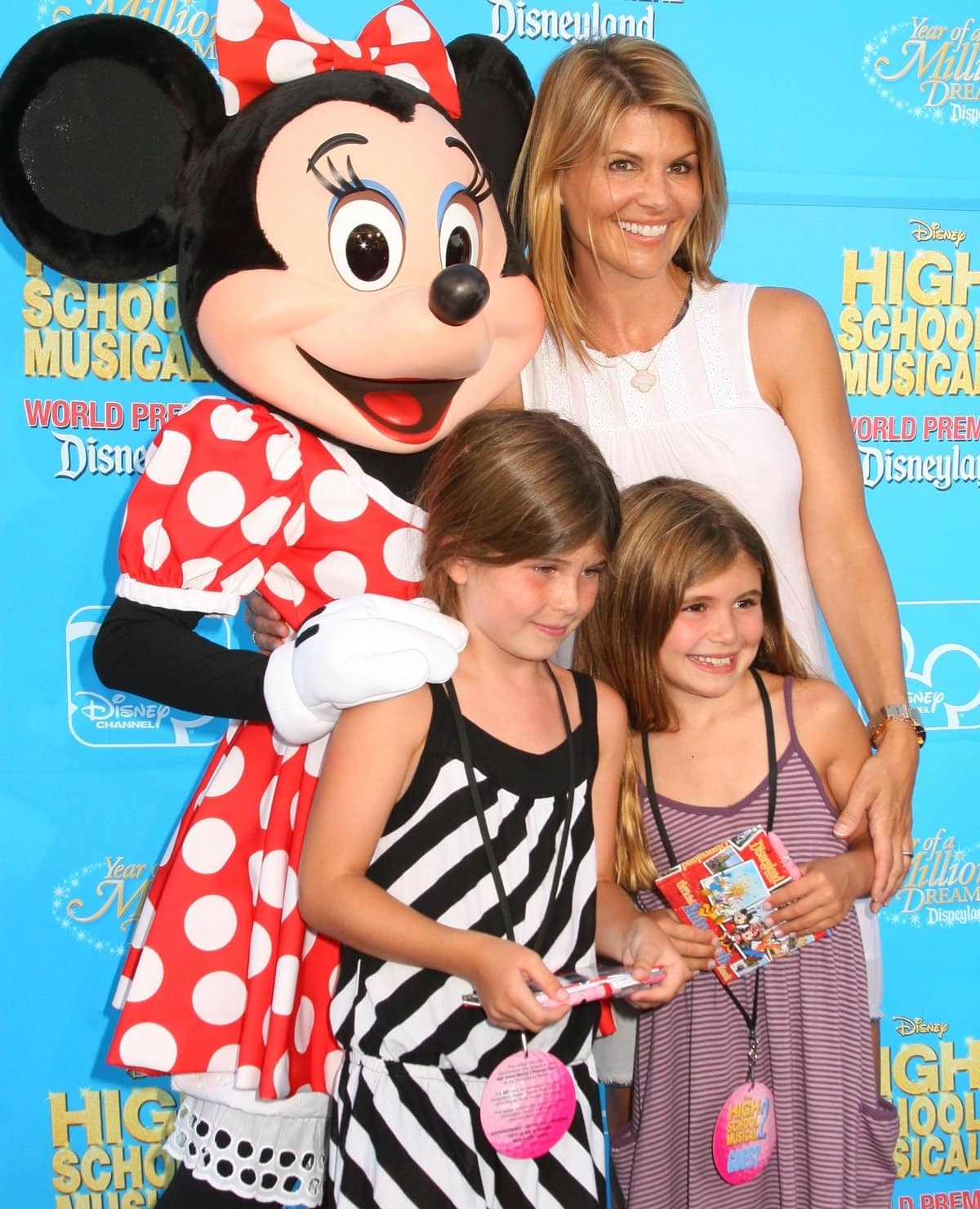 Actress Lori Loughlin and her daughters Olivia Jade Giannulli and Isabella Rose Giannulli