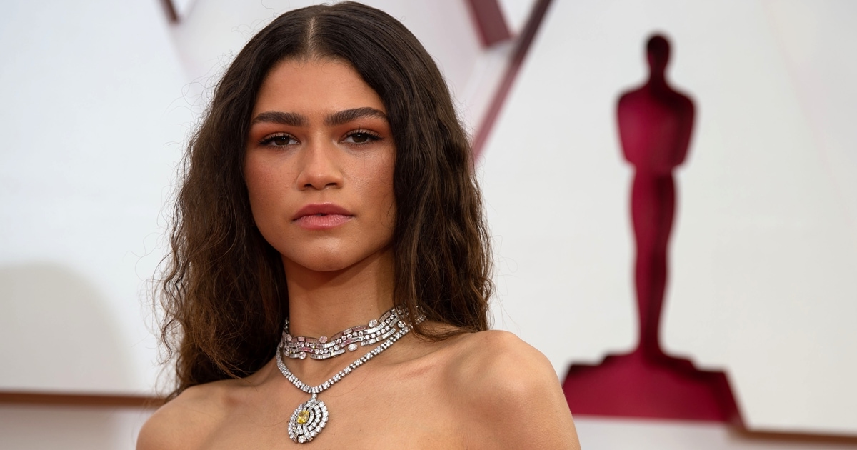 Zendaya Sparkles With $6 Million in Bulgari Diamonds at the Oscars