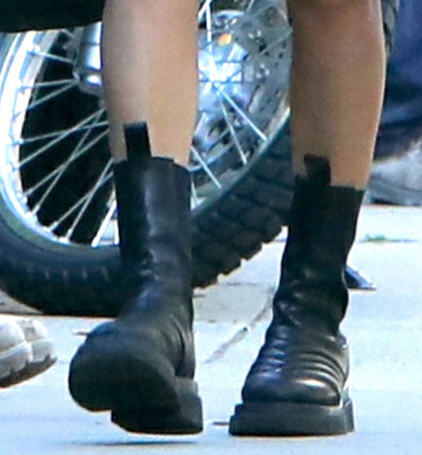 Irina Shayk gives her sexy outfit some street vibe with Bottega Veneta Storm Leather Chelsea boots