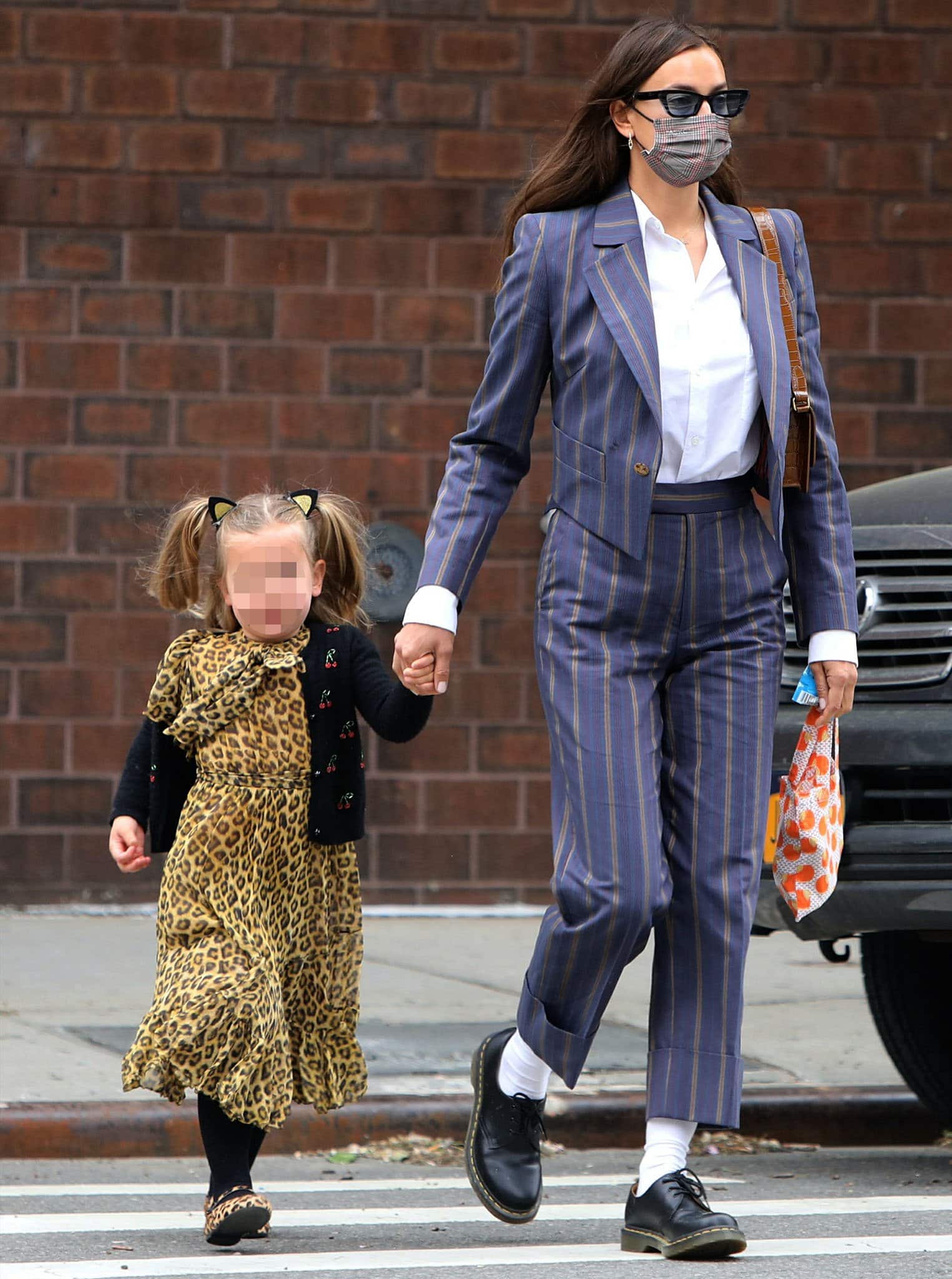 Irina Shayk picks up her daughter Lea from school in New York City on May 3, 2021