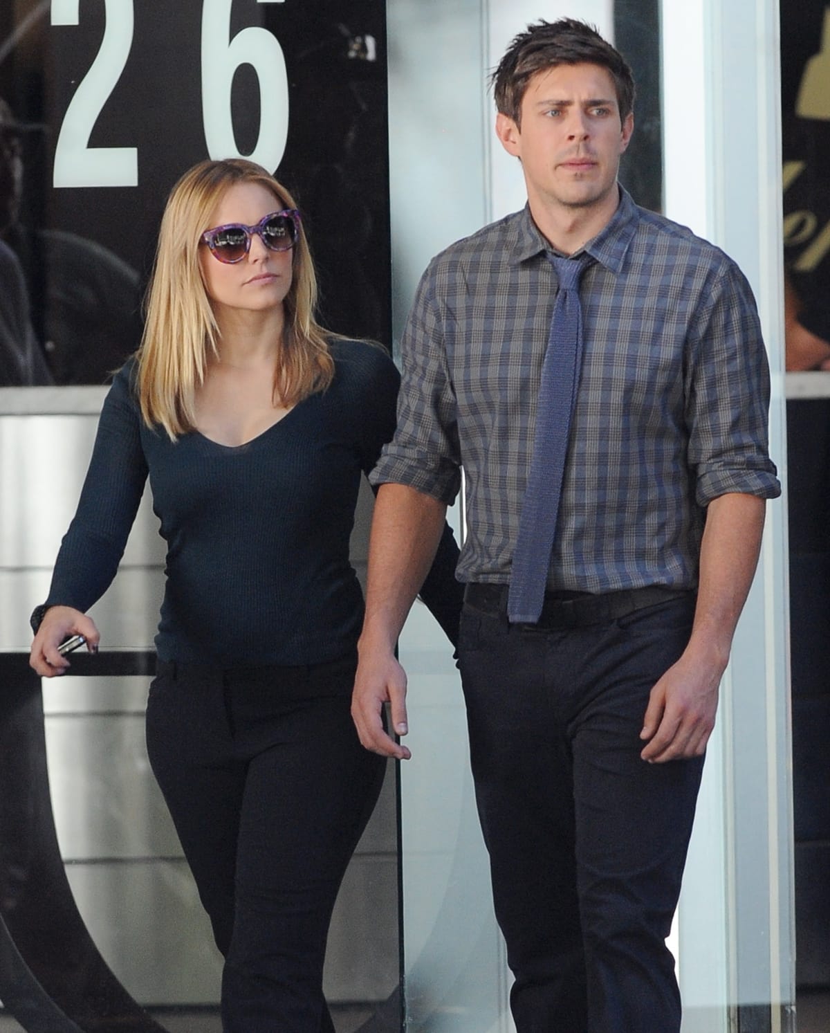 Kristen Bell films scenes for Veronica Mars with costar Chris Lowell