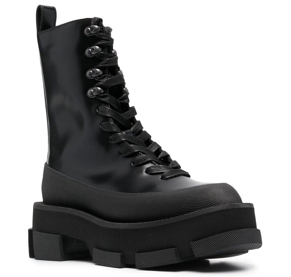 A chunky combat boot that features Spazzolato leather upper and a chunky split ridged rubber sole