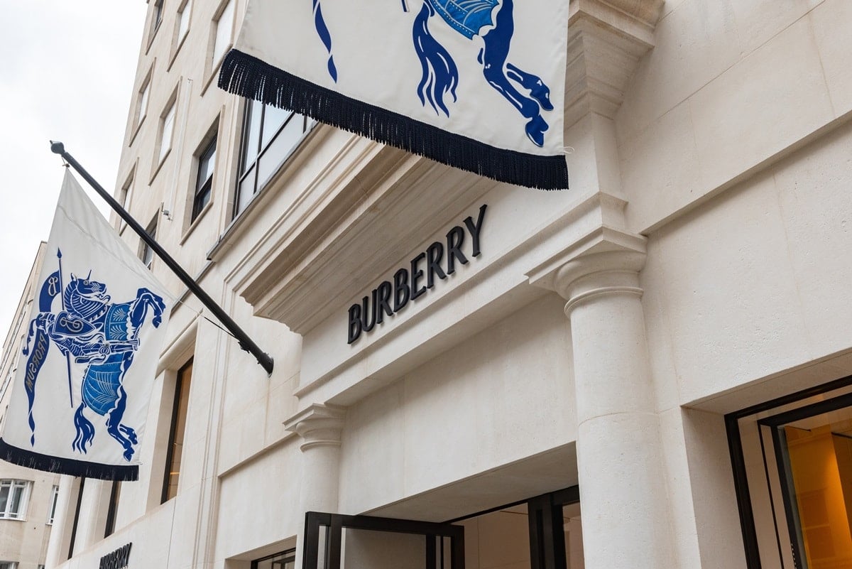 The best way to ensure that you are getting an authentic Burberry bag is to buy it from a reputable retailer, such as a Burberry store or an authorized dealer