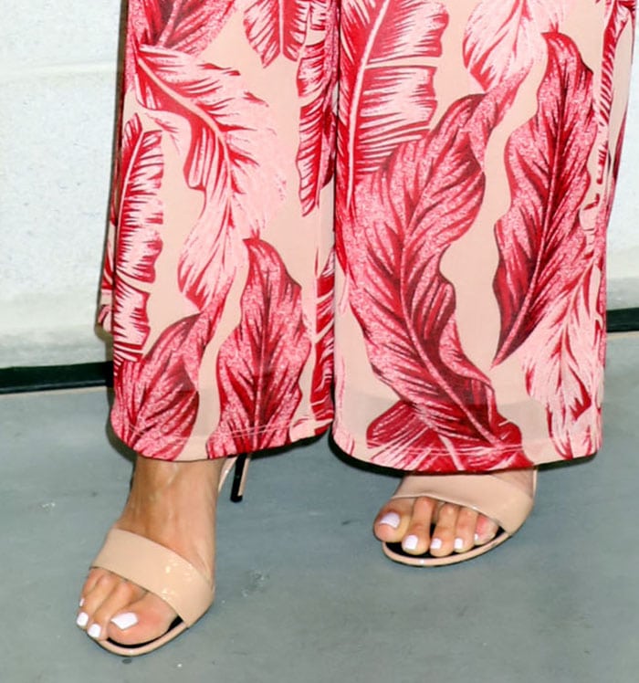 Giuliana Rancic shows off her feet in open-toe patent nude sandals