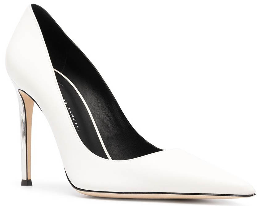 The Giuseppe Zanotti Raquel is a classic pointed-toe pump with Chrome high heels