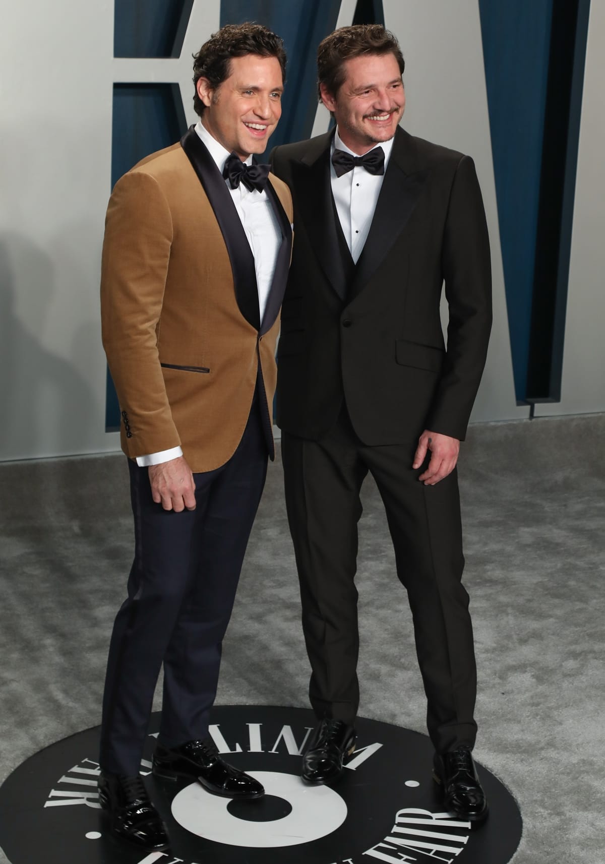 Narcos' Pedro Pascal and Edgar Ramirez at the 2020 Vanity Fair Oscar Party