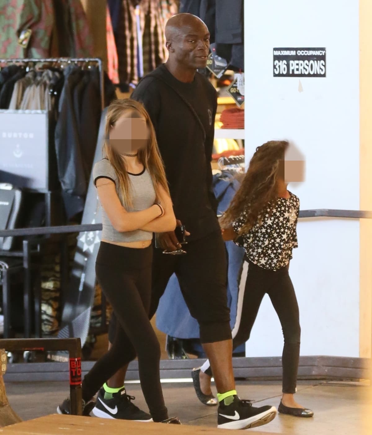 Seal takes Leni Samuel and Lou Samuel shopping for wintry athletic gear in Beverly Hills