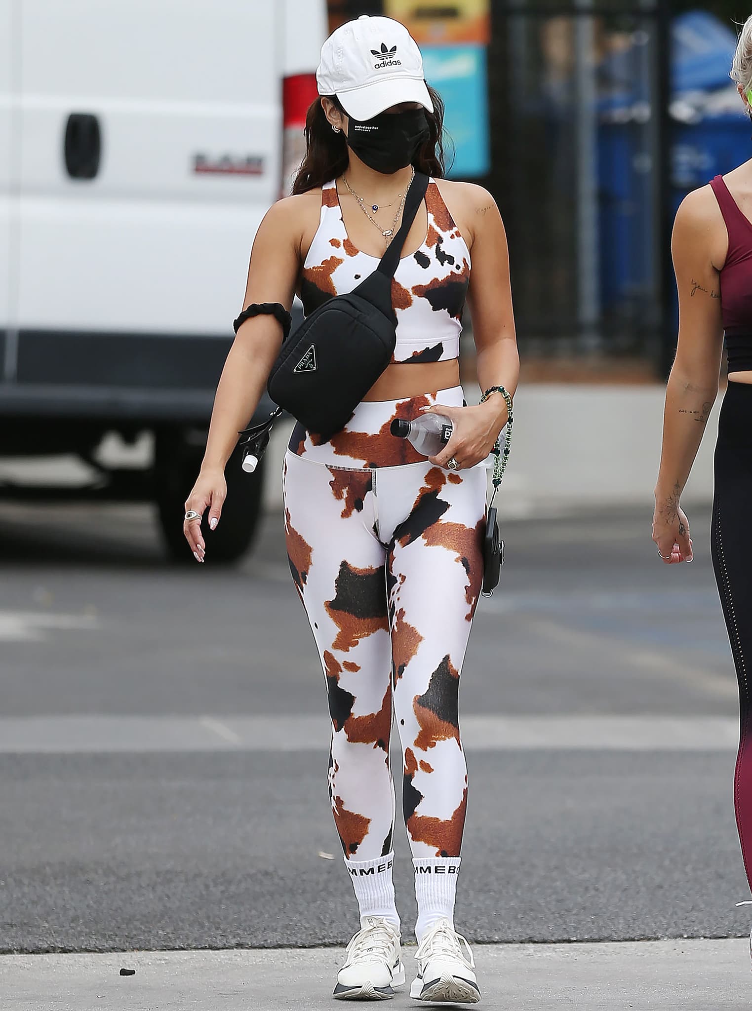 Vanessa Hudgens wears a striking Pretty in Pinto printed sports bra and leggings from Terez